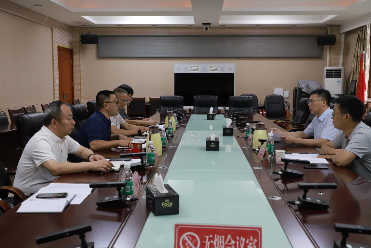 李德海赴都江堰校区调研指导工作